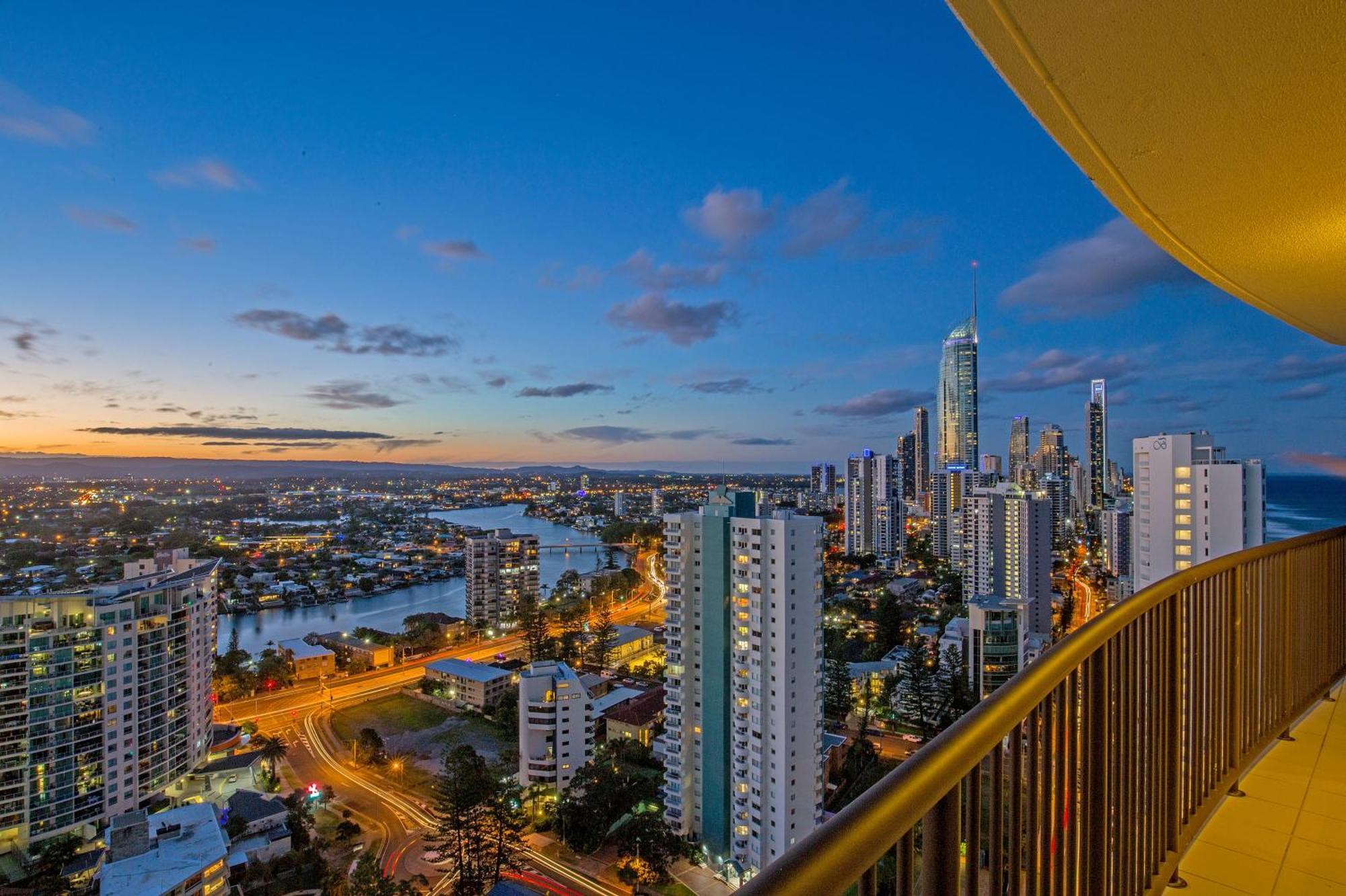 Surfers Aquarius On The Beach Gold Coast Exterior foto